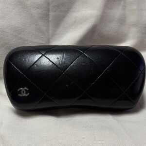 Black Quilted Eyewear Case